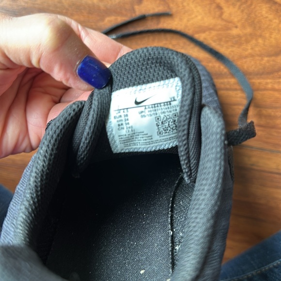 👟👟EUC Nike Renew Athletic Training Sneakers👟👟 - Picture 7 of 7